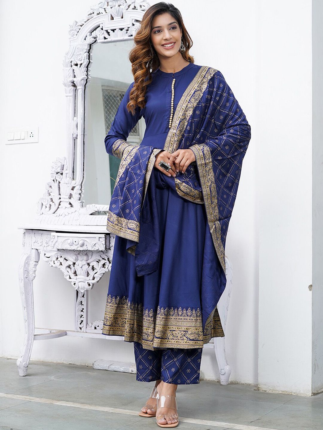 Dhiyona KL Ethnic Motifs Printed Anarkali Kurta with Trousers & Dupatta