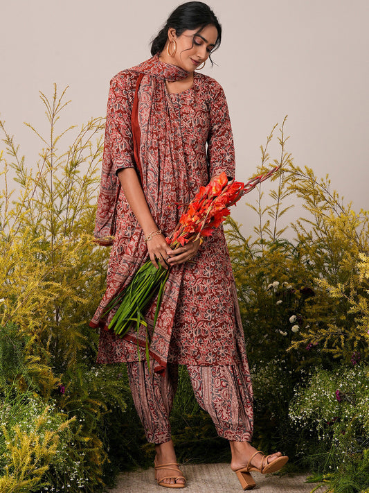 Women Floral Printed Straight Kurta With Salwar And Dupatta