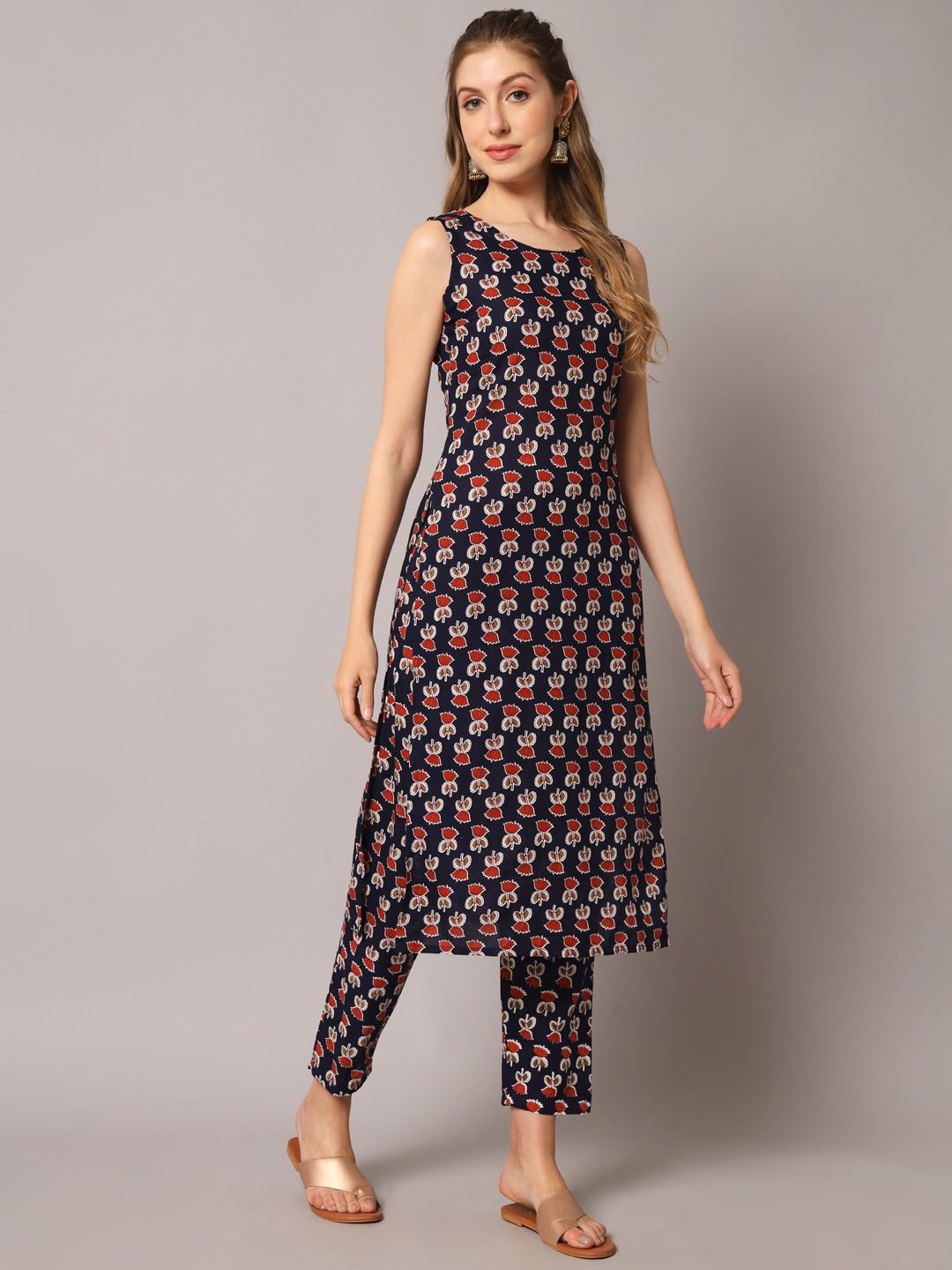 Dhiyona KL Floral Printed Round Neck Gotta Patti Straight Kurta With Trousers & Dupatta