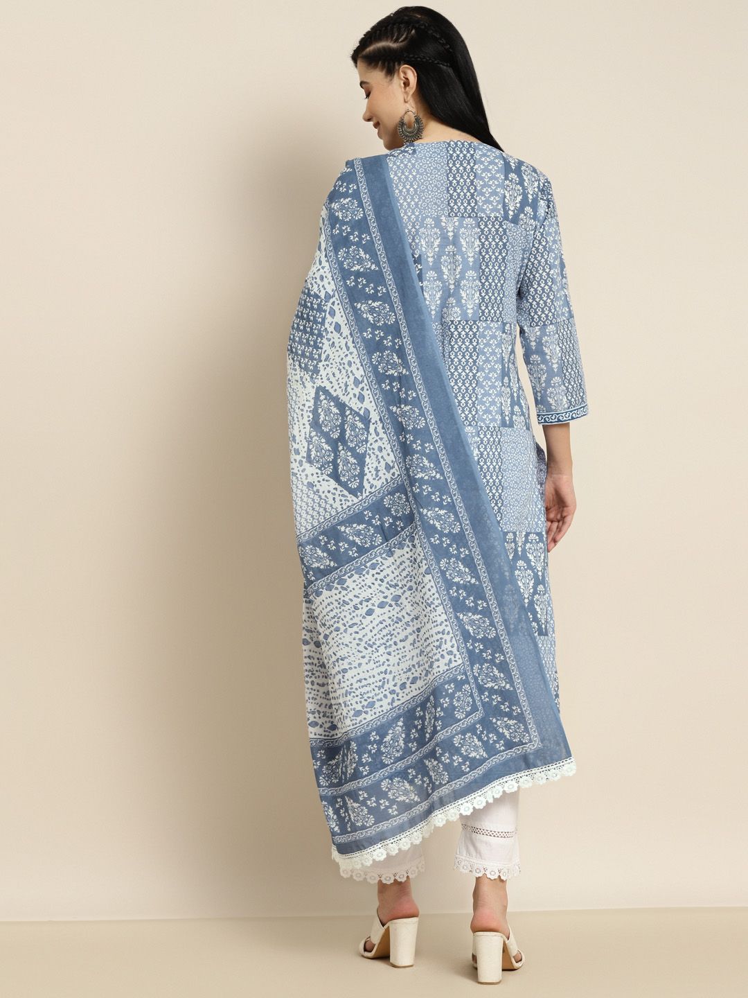 Dhiyona RR Women's Blue Printed Sequinned Pure Cotton Kurta with Trousers & With Dupatta
