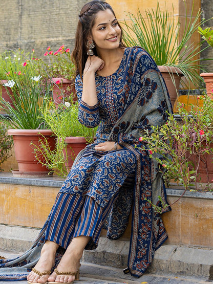 Dhiyona KL Floral Printed Thread Work Straight Kurta With Trousers & Dupatta