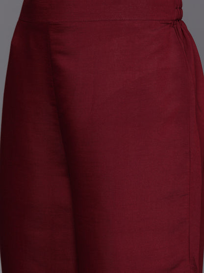 Women Floral Yoke Design Regular Thread Work Kurta with Trousers & Dupatta