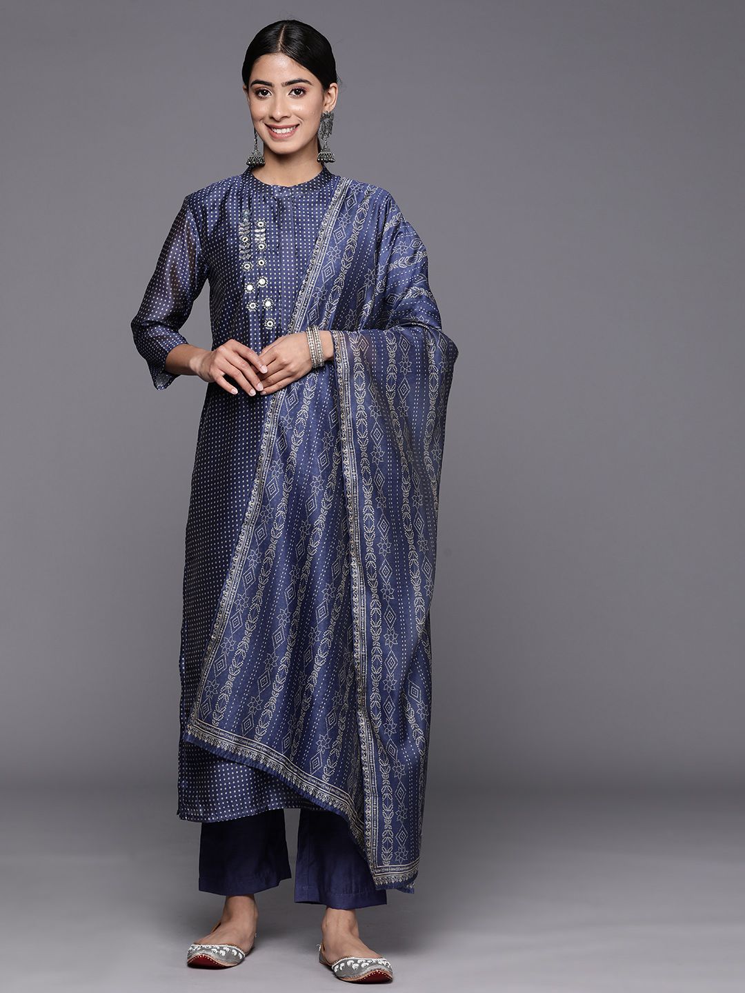 Dhiyona VA Women'sBandhani Printed Regular Mirror Work Kurta with Trousers & With Dupatta