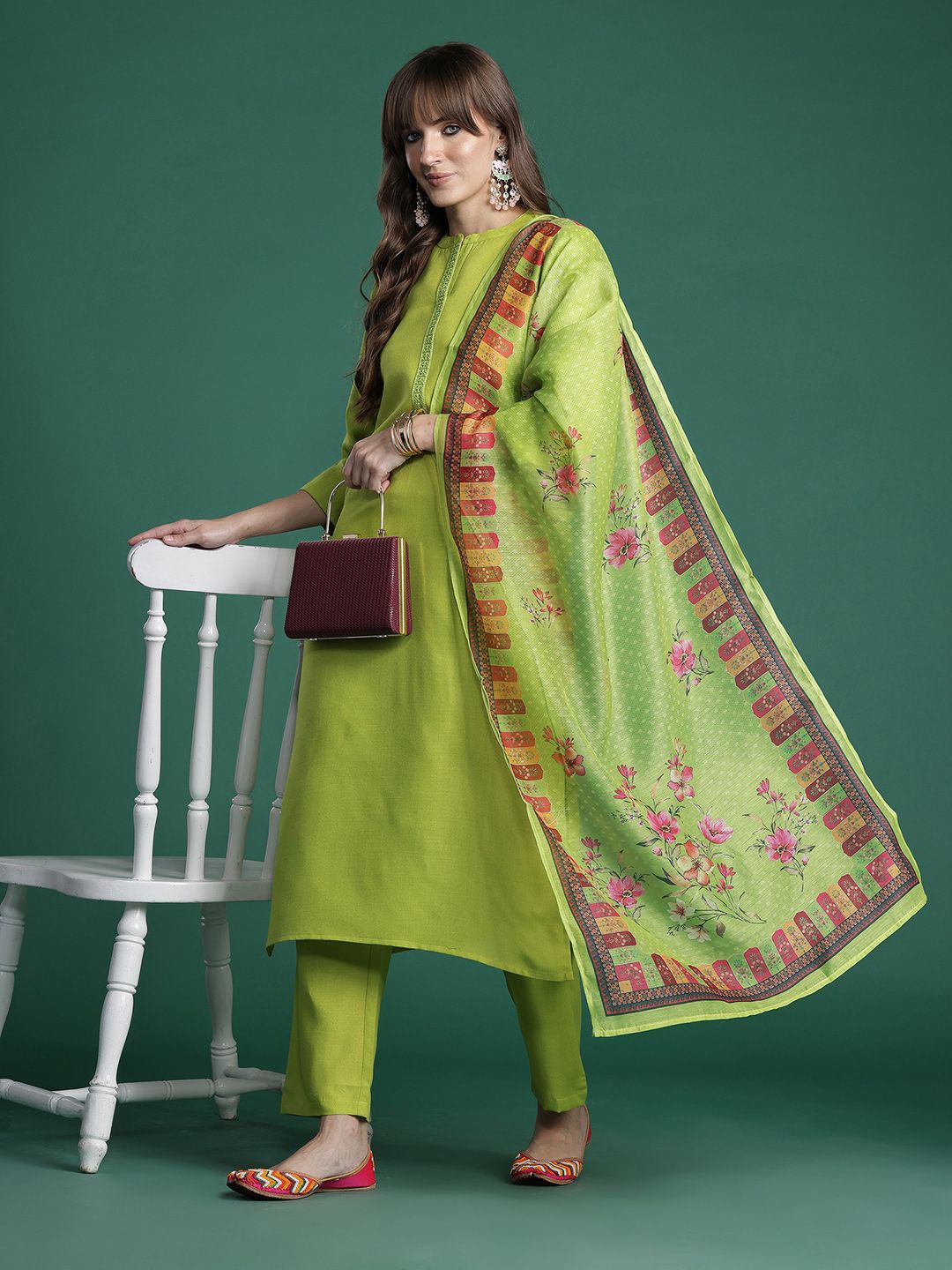Dhiyona IE Ethnic Motifs Yoke Design Thread Work Kurta with Trousers & With Dupatta