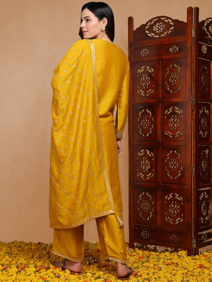 Dhiyona KL Floral Embroidered Regular Sequinned Kurta with Palazzos & With Dupatta