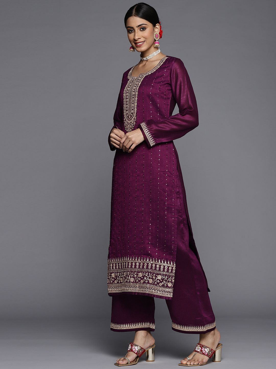 Dhiyona LL Women Purple Floral Embroidered Sequinned Kurta with Palazzos & Dupatta