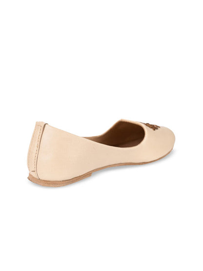 Dhiyona Men Woven Design Embellished Basics Mojaris
