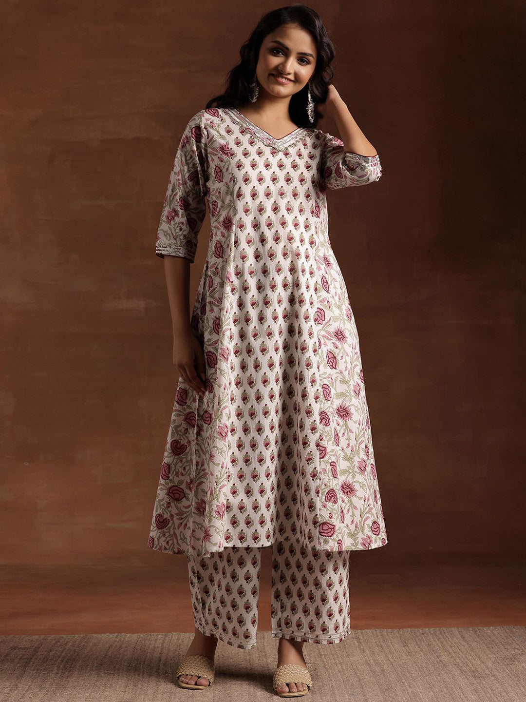 Women Floral Printed Kurta with Palazzo