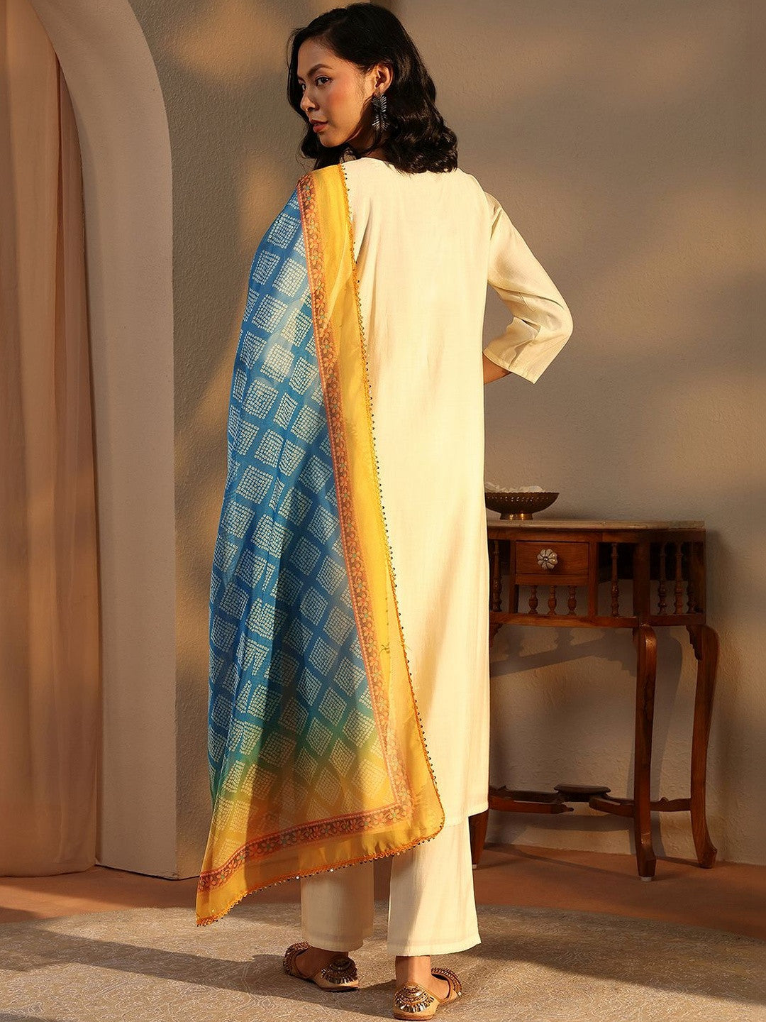 Women Ethnic Motifs Embroidered Regular Thread Work Chanderi Silk Kurta with Trousers & With Dupatta