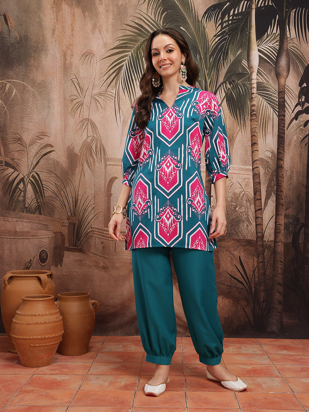 Ethnic Motifs Print Puff Sleeve Kurta with Salwar