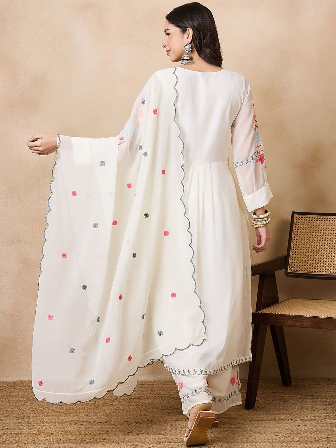 Dhiyona KL Floral Embroidered Georgette Kurta with Palazzos & With Dupatta
