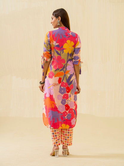 Dhiyona IS Women's Floral Printed Regular Kurta with Trousers
