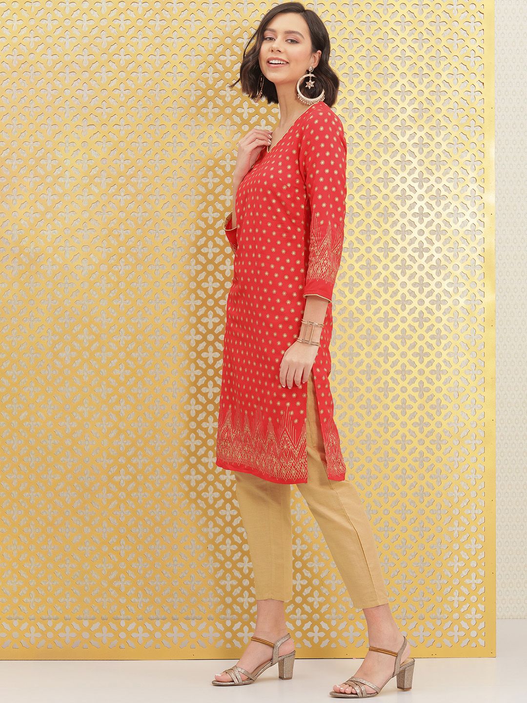 Dhiyona OD  Women Red & Gold-Toned Ethnic Motifs Printed Block Print Brocade Kurta