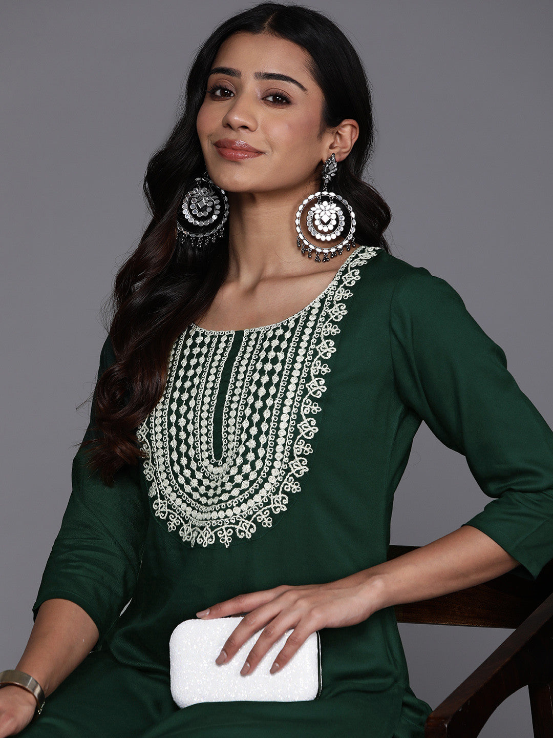 Women Floral Yoke Design Regular Thread Work Kurta with Trousers