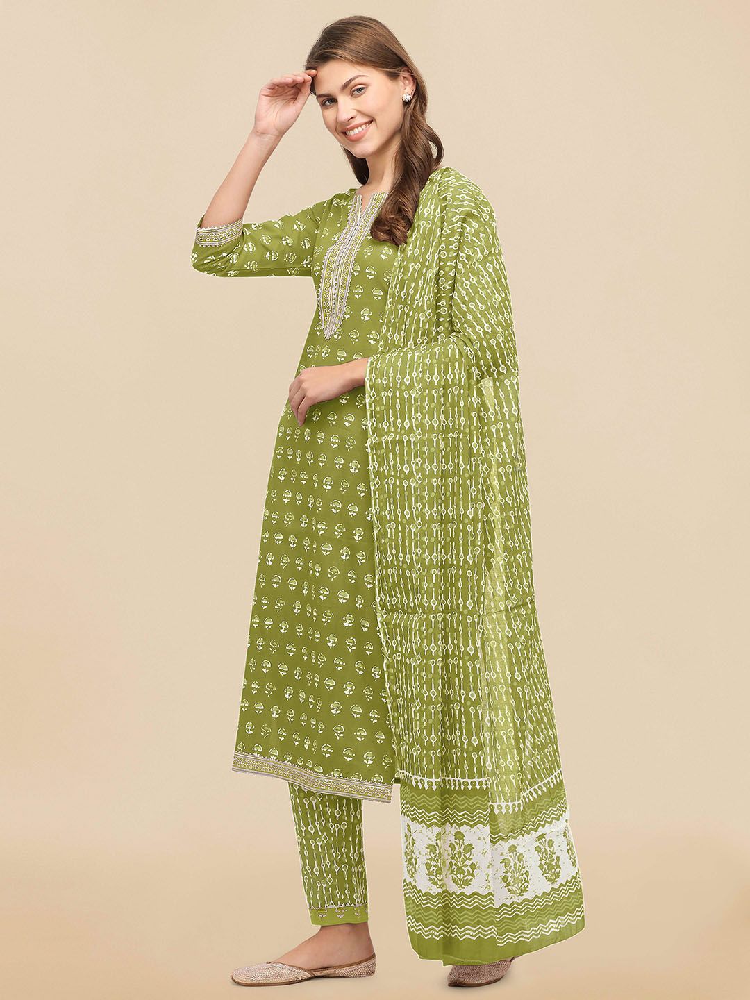 Dhiyona KL Women Green Ethnic Motifs Printed Gotta Patti Kurta with Palazzos & With Dupatta