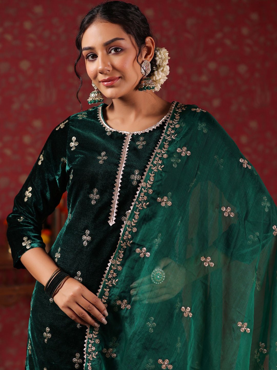 Dhiyona IS Women's Green Ethnic Motifs Embroidered Velvet Kurta With Trousers & Dupatta