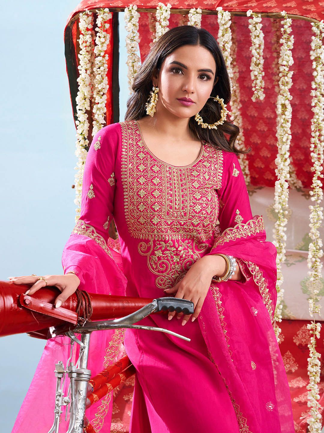 Dhiyona IN Floral Embroidered Round Neck Sequinned Anarkali Kurta With Palazzos & Dupatta