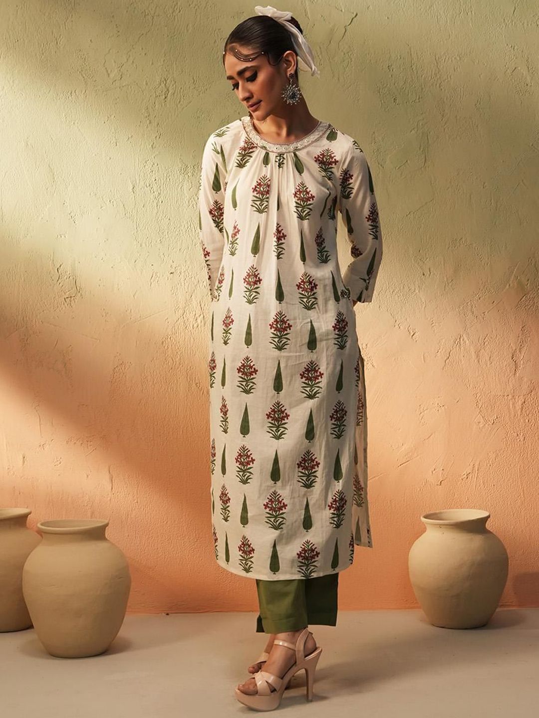 Dhiyona IS Women's Floral Printed Mirror Work Pure Cotton Straight Kurta With Trouser