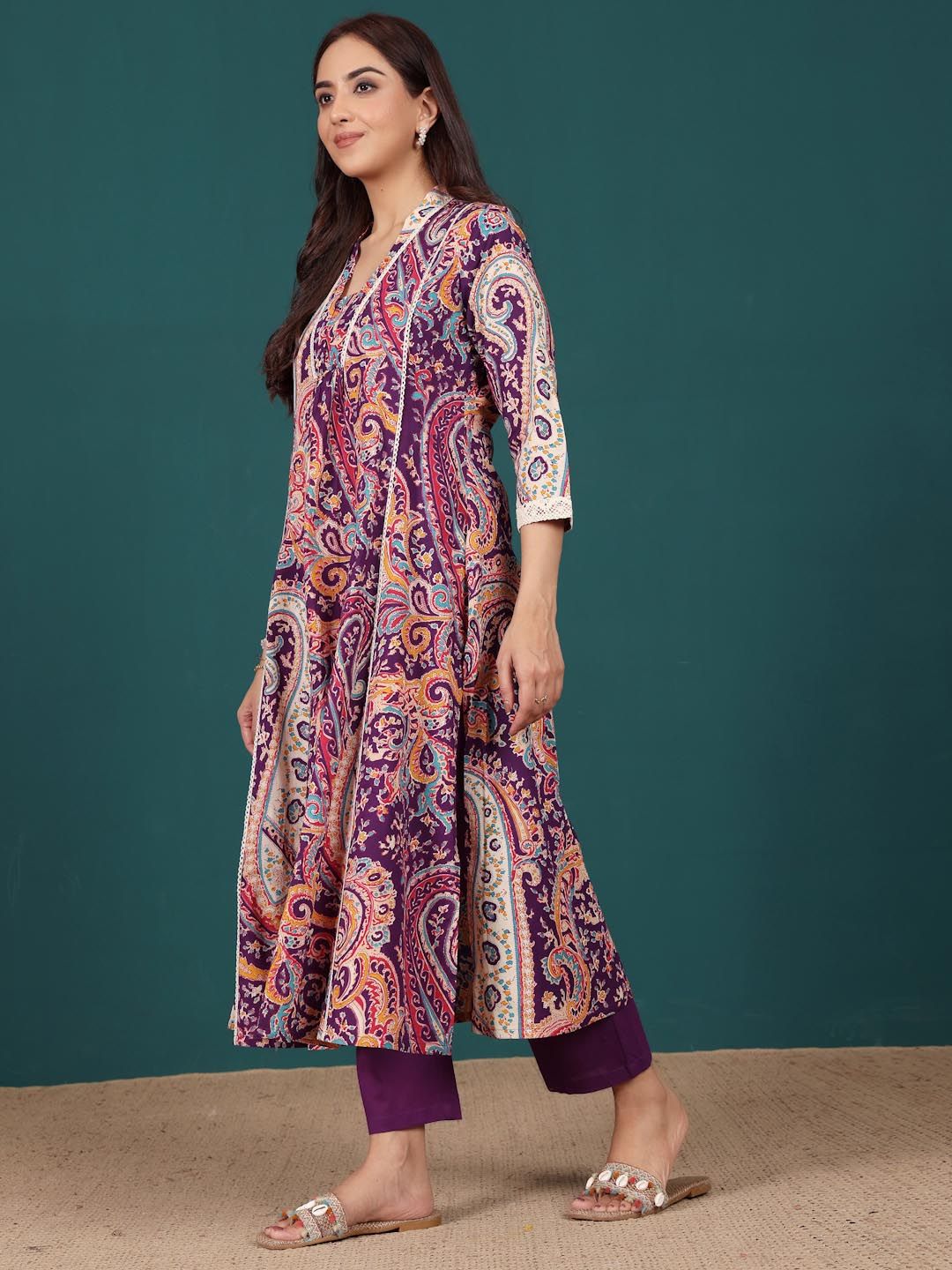 Dhiyona VA Women's Paisley Printed Regular Pure Cotton Kurta with Trousers