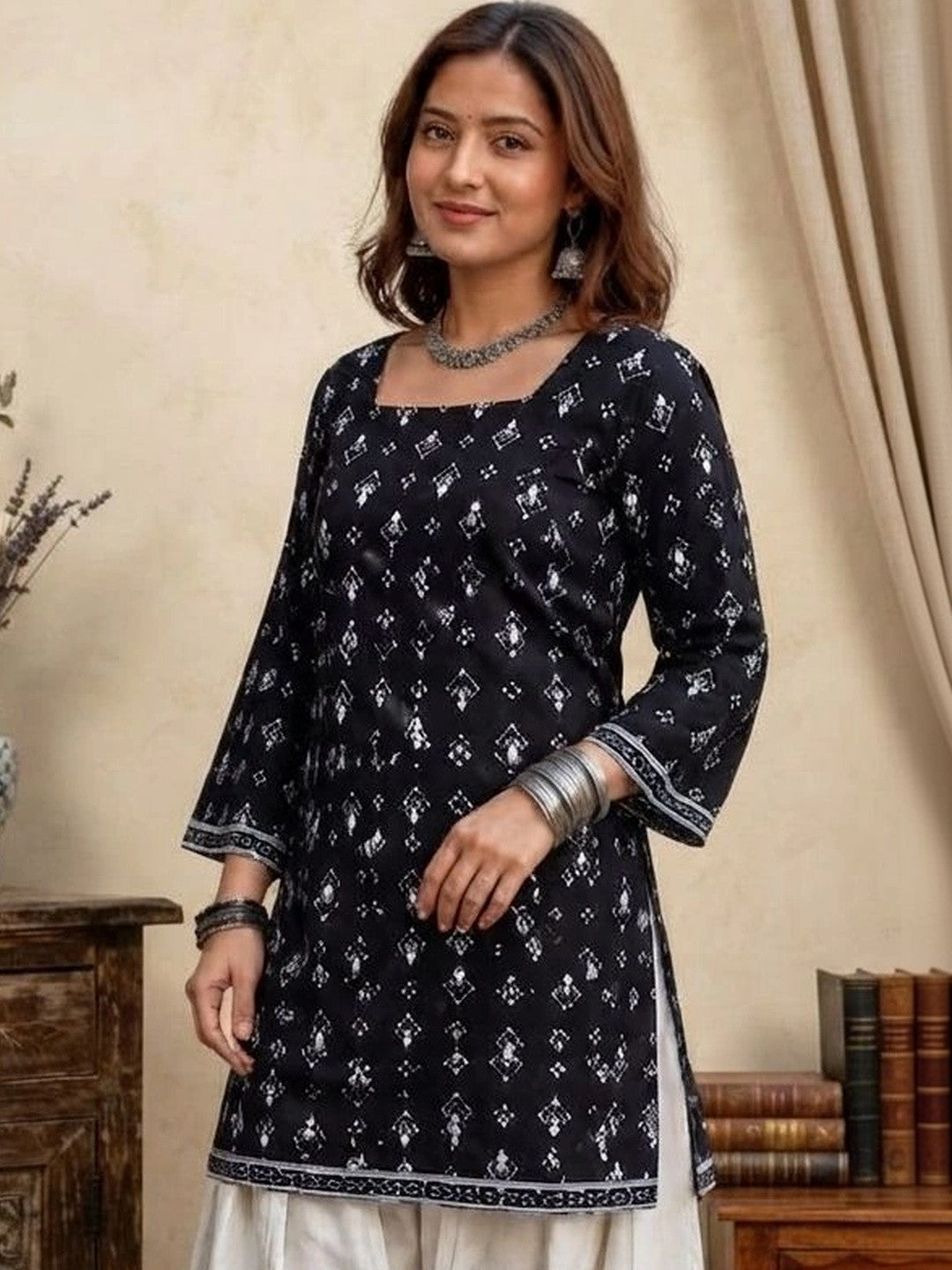Women Printed Regular Pure Cotton Kurti with Farsi Salwar
