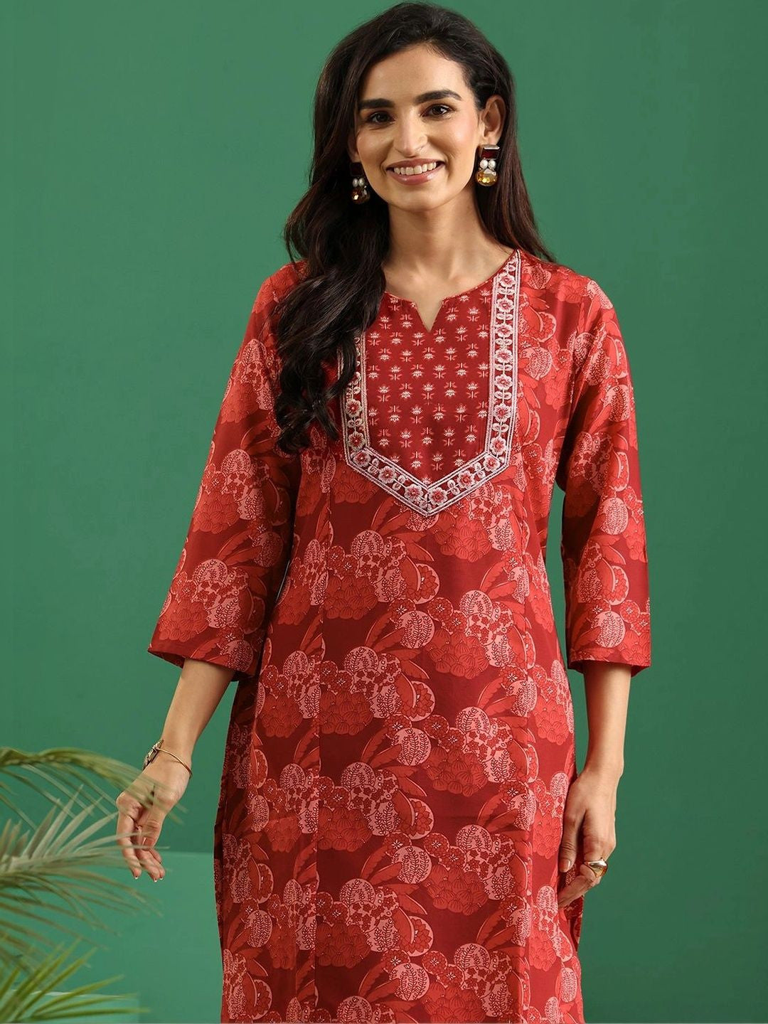 Women Ethnic Motifs Printed Regular Thread Work Kurta with Trousers & With Dupatta
