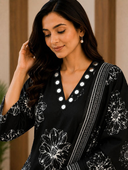 Women Floral Printed Regular Pure Cotton Kurta with Trousers & With Dupatta