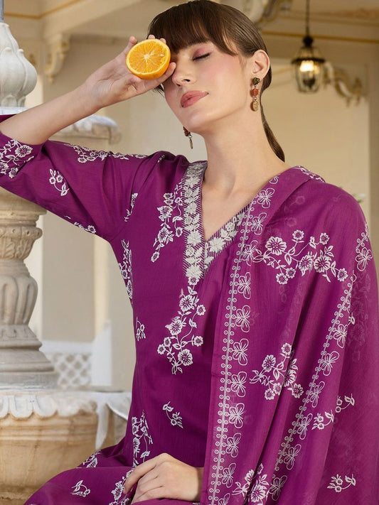 Women Floral Embroidered Regular Thread Work Pure Cotton Kurta with Trousers & With Dupatta