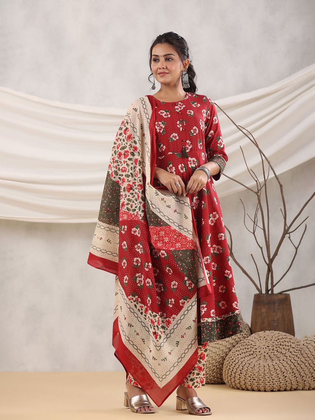 Dhiyona RR Women's Floral Printed Cotton A-Line Kurta with Palazzos & Dupatta