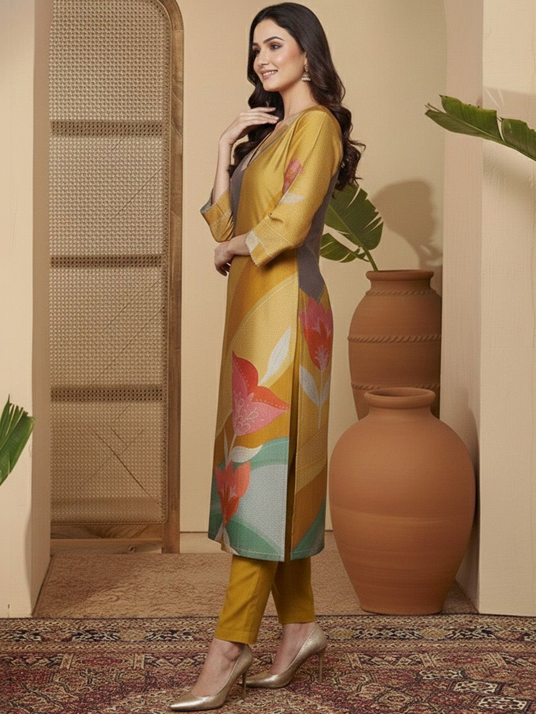 Printed V-Neck Kurta & Trousers