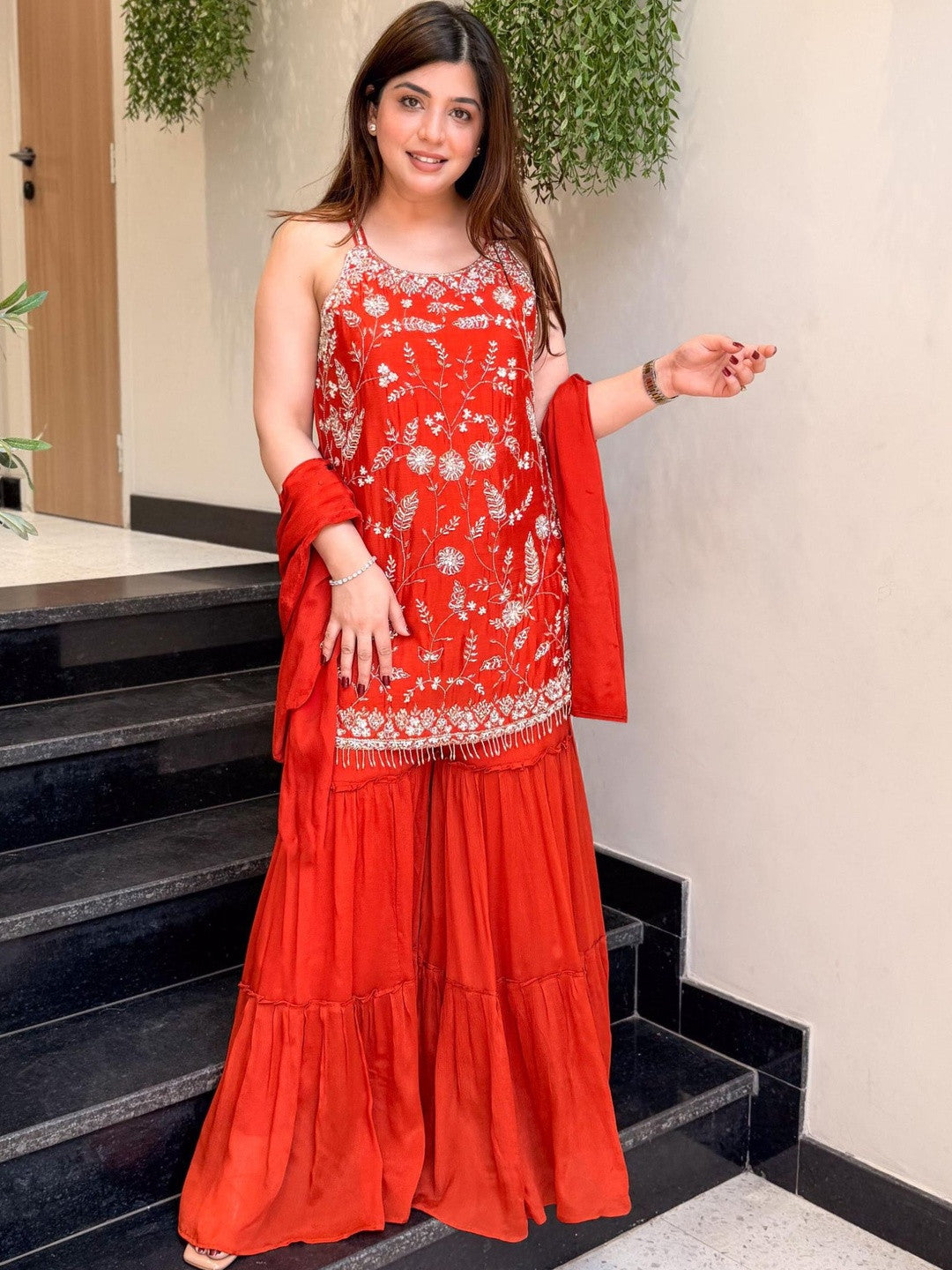 Women Floral Embroidered Regular Thread Work Kurta with Sharara & With Dupatta