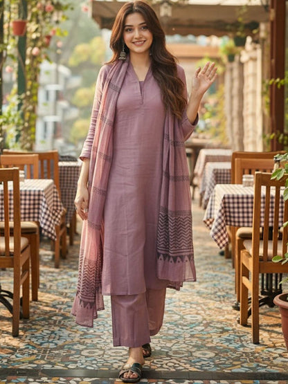 Dhiyona KL Women Ethnic Motifs Regular Kurta with Trousers & With Dupatta