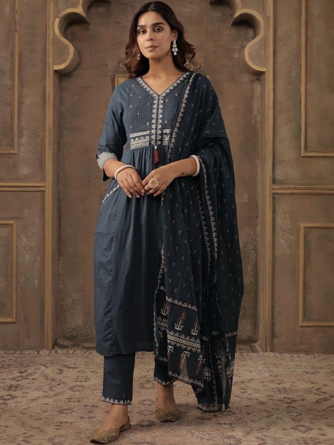Dhiyona IE Motifs Embroidered Pure Cotton V-Neck Straight Kurta With Trousers & Dupatta
