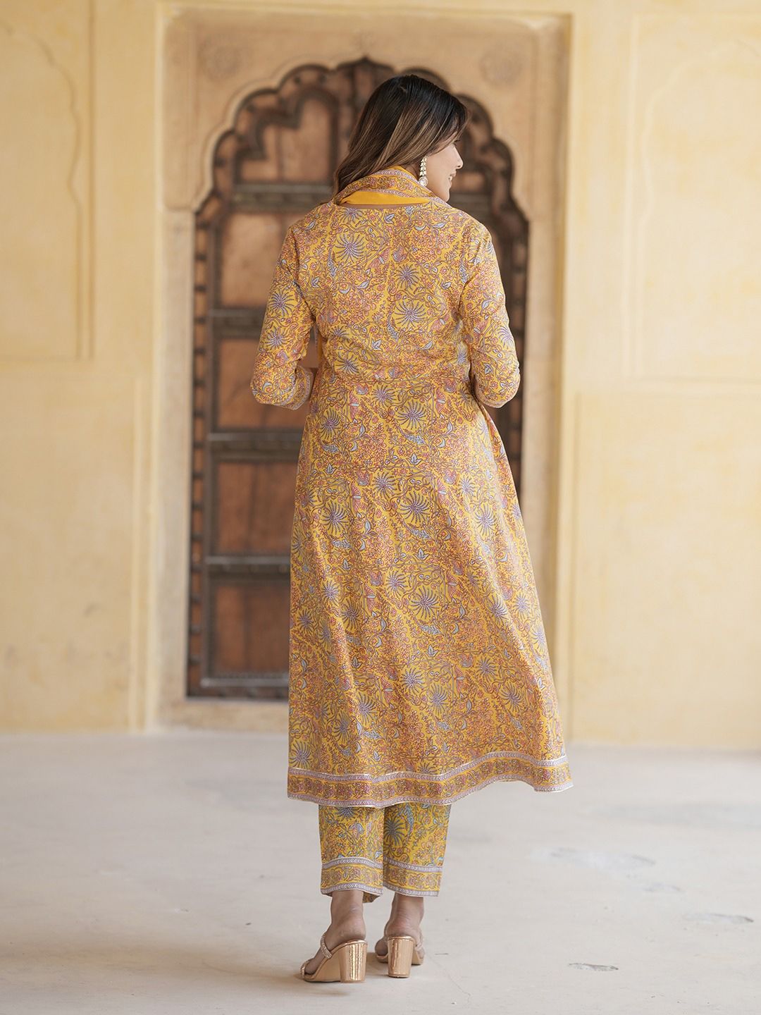 Dhiyona KL Floral Printed Gotta Patti Pure Cotton Anarkali Kurta with Trousers & Dupatta