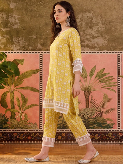 Printed Cotton Blend Round Neck Kurta & Trousers