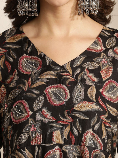 Women Floral Printed Panelled Sequinned Chanderi Cotton Kurta Set