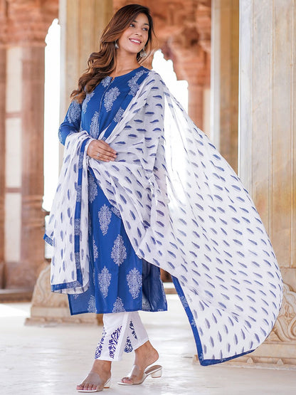 Dhiyona KL Paisley Printed Straight Kurta With Trousers & Dupatta