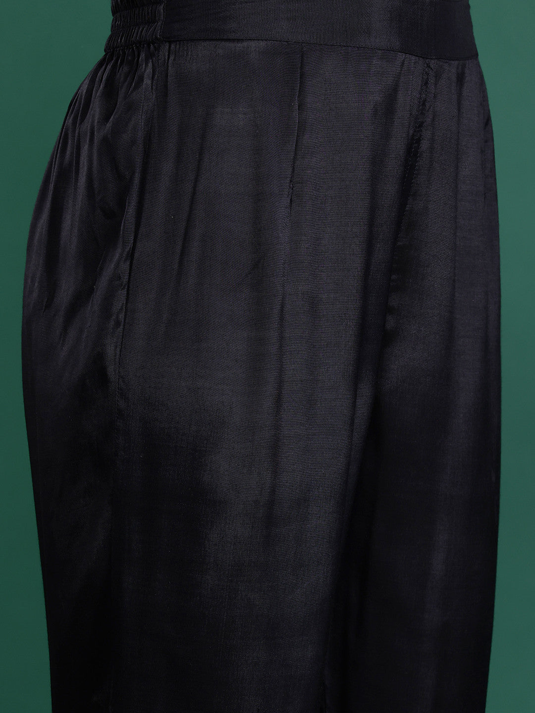 Embroidered Sequin Detail Kurta Set