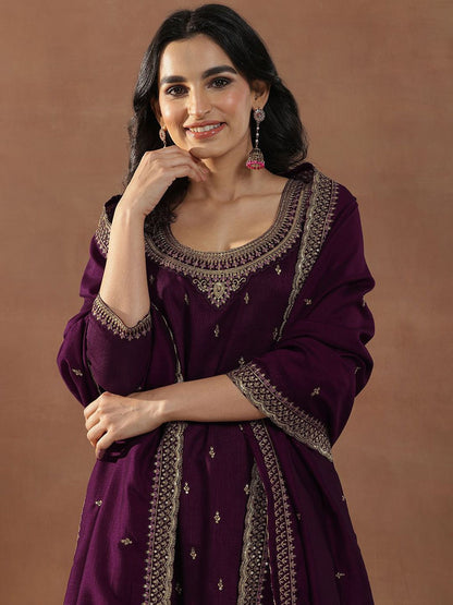 Dhiyona LL Women Floral Embroidered Regular Kurta with Sharara & With Dupatta