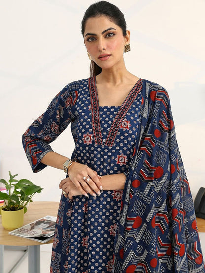 Women Ethnic Motifs Printed Regular Cotton Blend Kurta with Trousers & With Dupatta