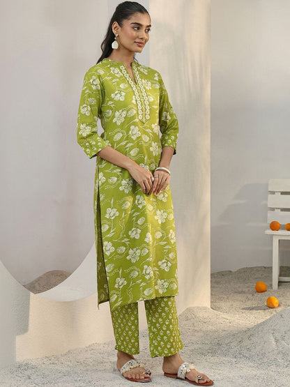 Libas Green Floral Printed Cotton Blend Straight Suit Set With Dupatta