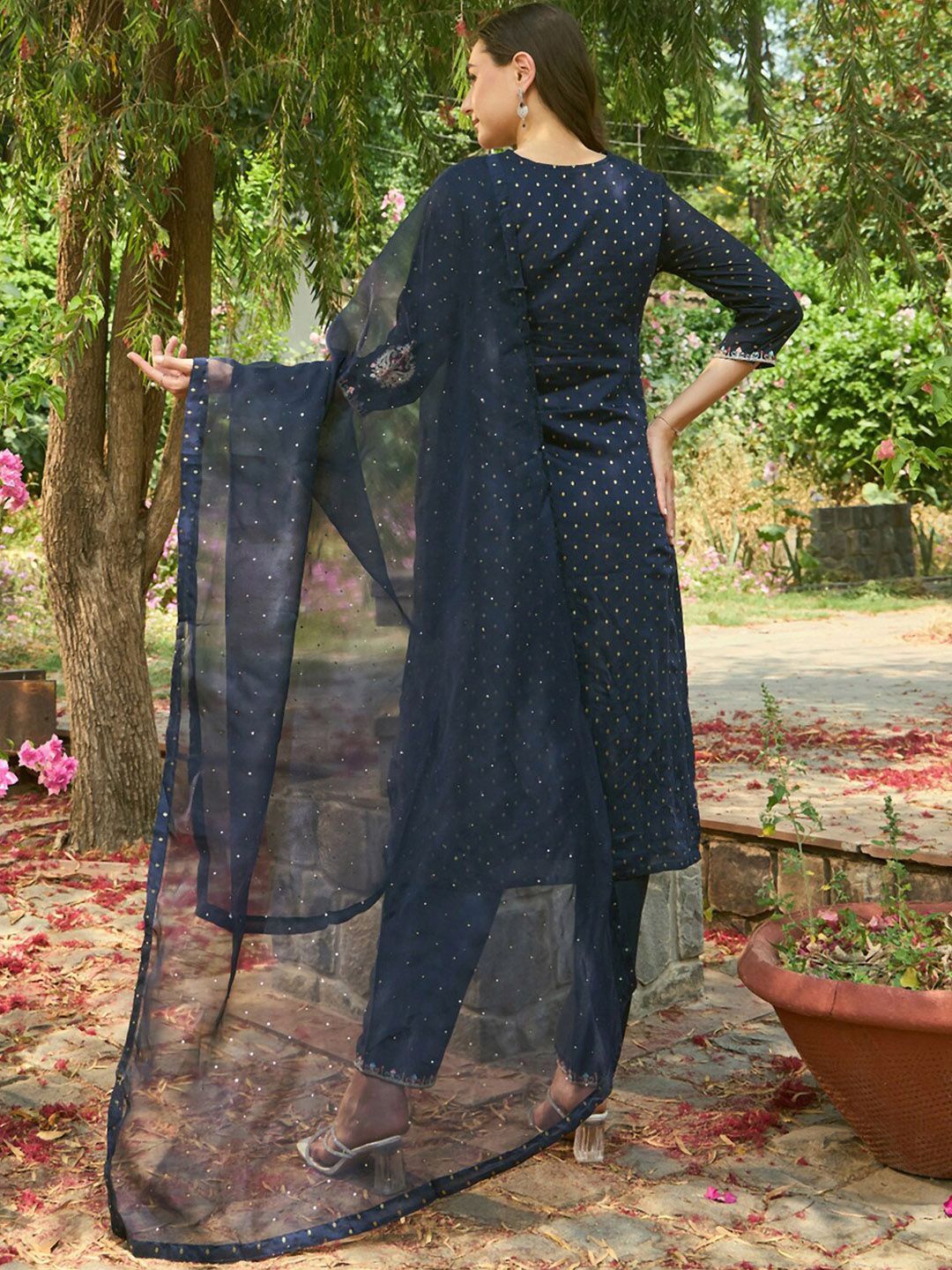 Dhiyona IE Round Neck Floral Embroidered Straight Kurta with Trouser & Dupatta