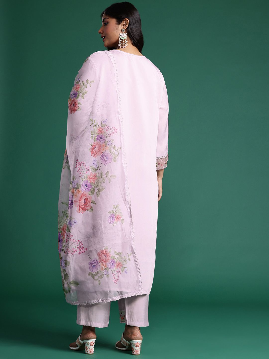 Dhiyona Women's Plus Size Floral Embroidered Beads & Stones Kurta with Trousers & With Dupatta