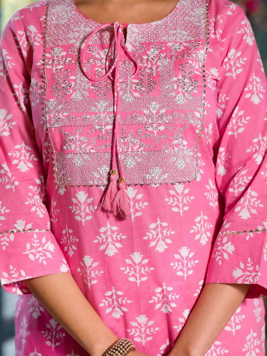 Dhiyona KL Women Plus Size Pink Floral Printed Kurta with Trousers & Dupatta