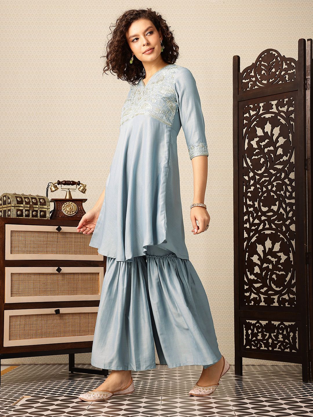 Dhiyona HOP Ethnic Motifs Yoke Design Thread Work Jashn Kurta with Sharara & Dupatta