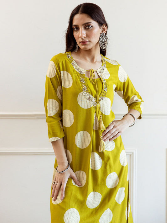 Dhiyona IE Printed Round Neck Three Fourth Sleeves Tunic With Trouser Co-Ords