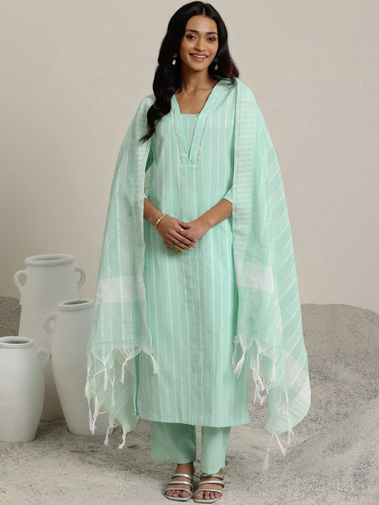 Women Regular Thread Work Kurta with Trousers & With Dupatta