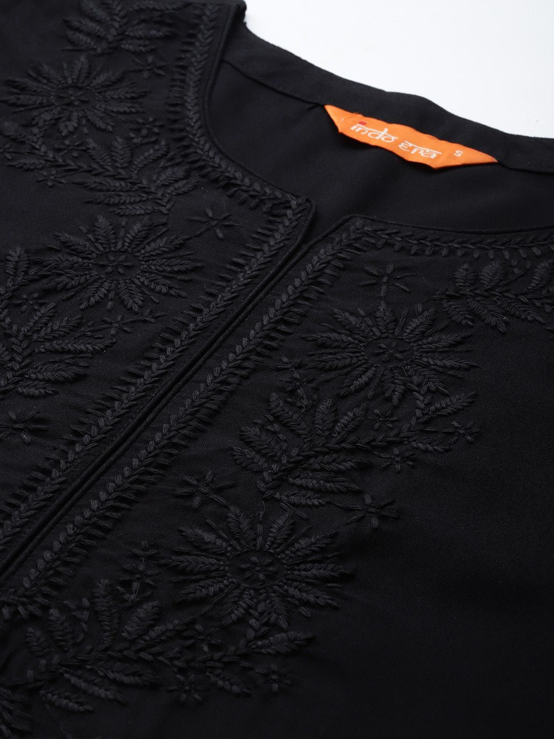 Dhiyona IE Floral Embroidered Thread Work Kurta