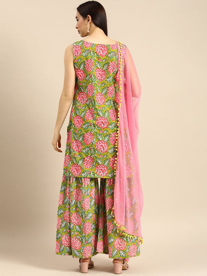 Dhiyona AN Women Green & Pink Floral Printed Kurta with Sharara & Dupatta