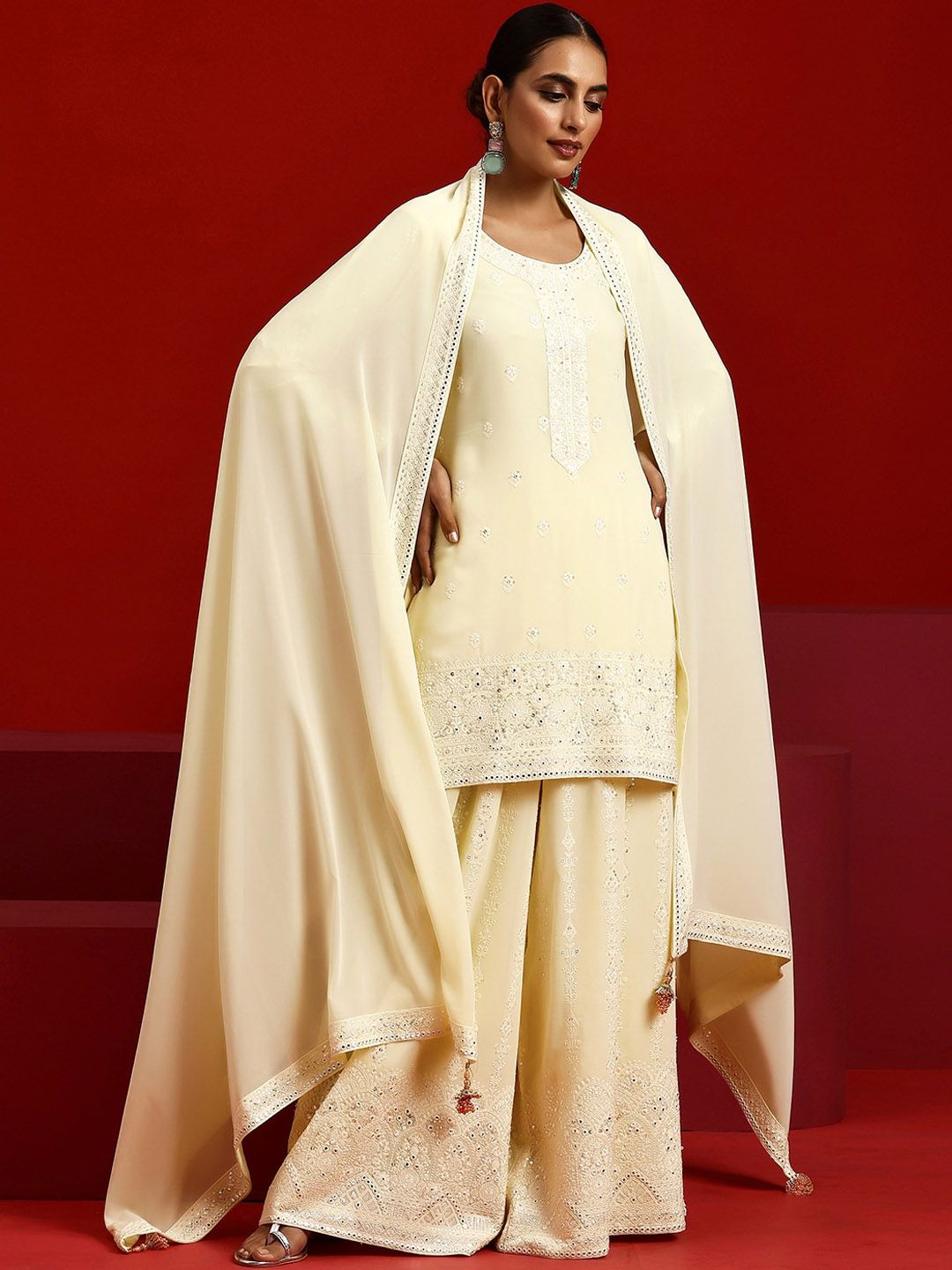Dhiyona LL Ethnic Motifs Embroidered Round Neck Sequinned Kurta with Palazzos & Dupatta