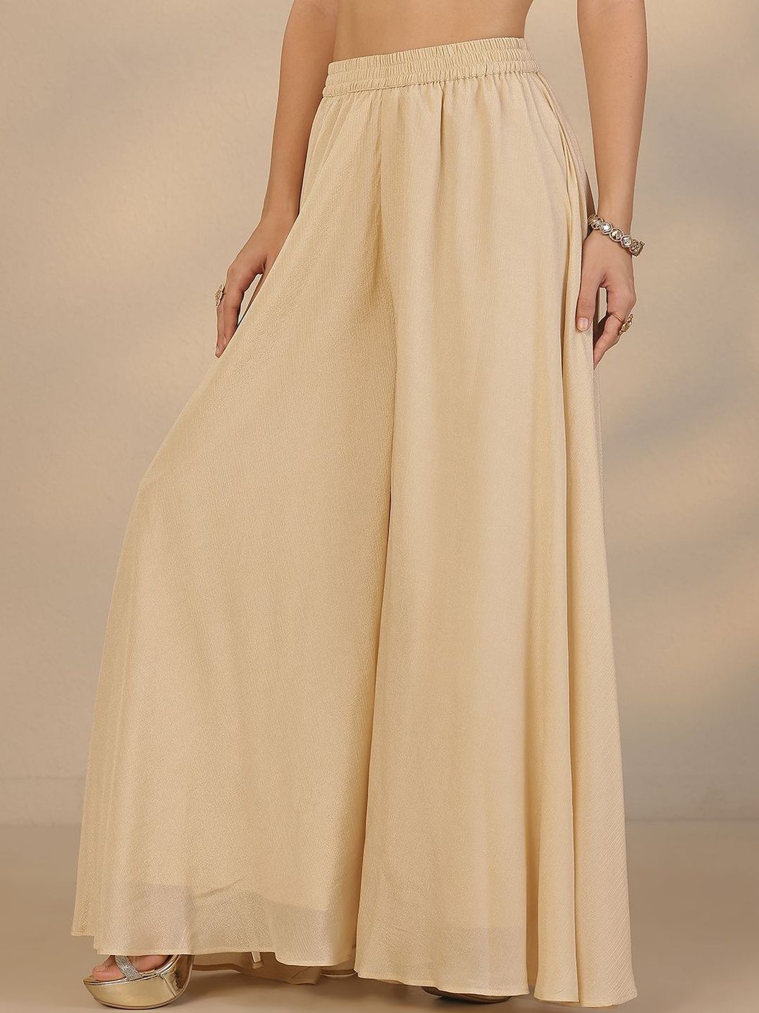 Dhiyona LL Women Regular Kurta with Palazzos & With Dupatta
